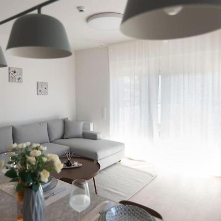Bright Apartment In The New Building Αθήνα Εξωτερικό φωτογραφία