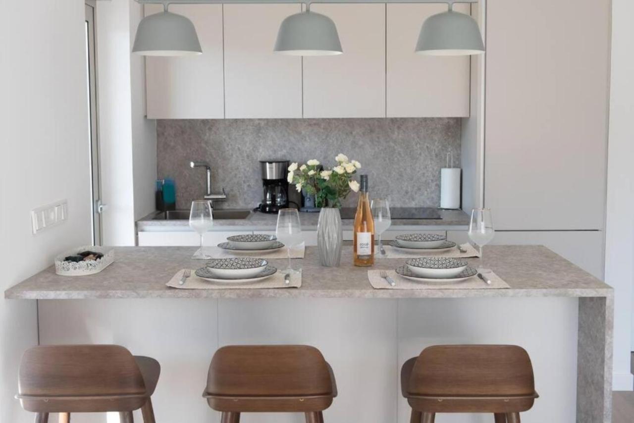 Bright Apartment In The New Building Αθήνα Εξωτερικό φωτογραφία
